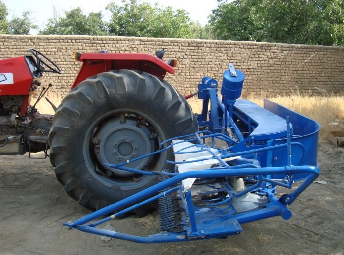 دروگر گندم و جو پشت تراکتور با بافه بند